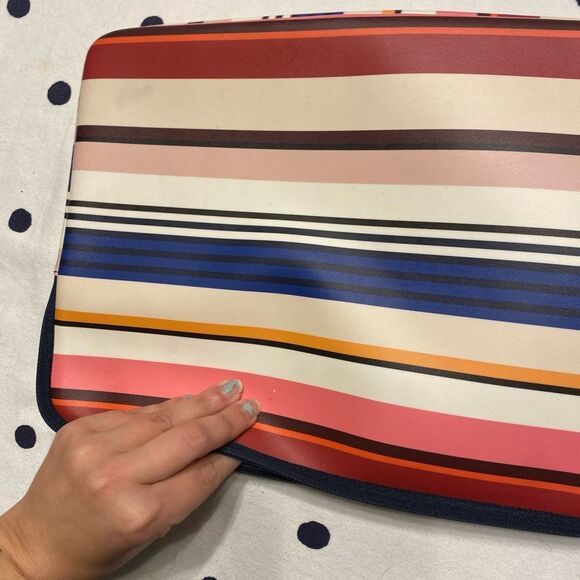 Kate Spade Stripe Leather Laptop Case - Picture 4 of 5